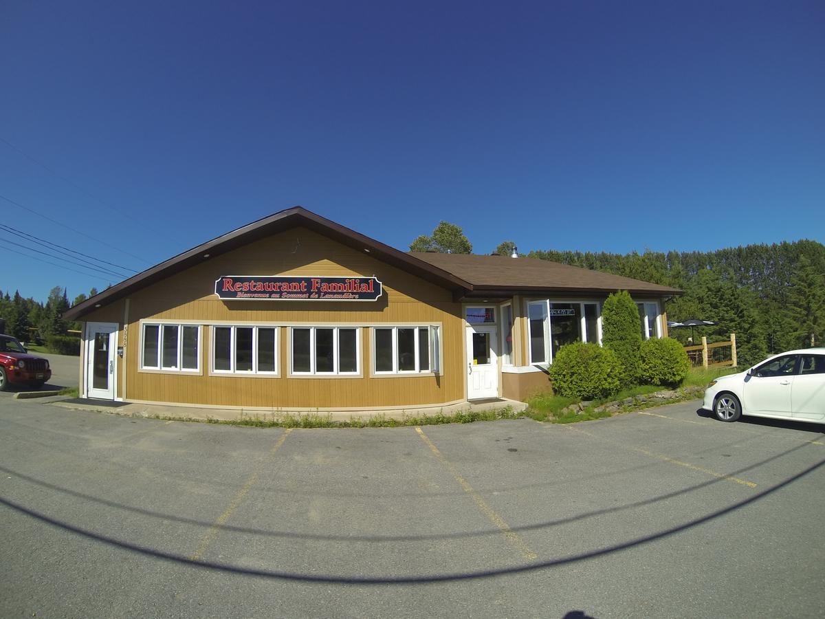 Hebergement Chez Le D Motel Saint Zenon Exterior photo